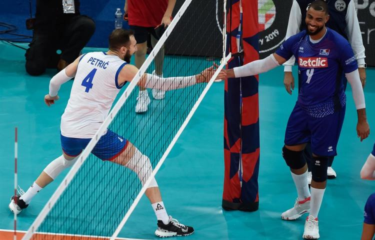 srbija francuska 3-2 polufinale evropskog prvenstva za odbojkase finale sa slovencima nemanja petric kapiten