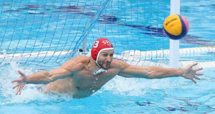 finale svetske lige vaterpolo beograd 2019 srbija hrvatska 12-11 pobednicko postolje branislav bane mitrovic golman srbije